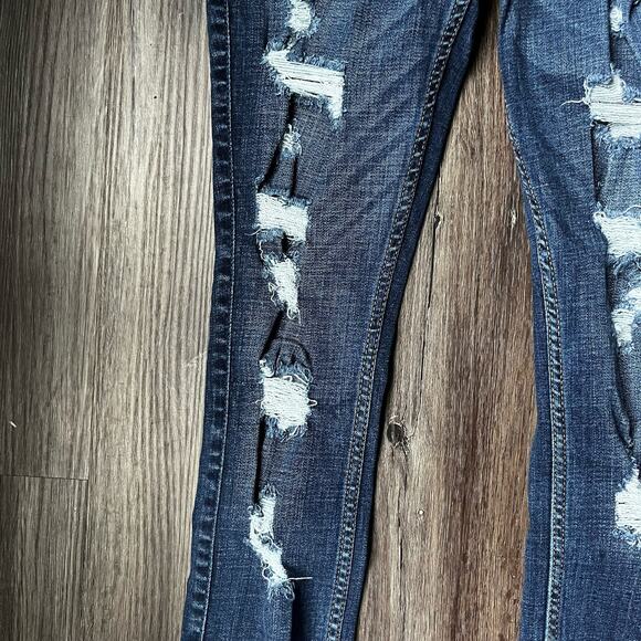 Hollister Women's 25/30 Dark Wash Super Skinny Low Rise Distressed Jeans - Picture 5 of 6